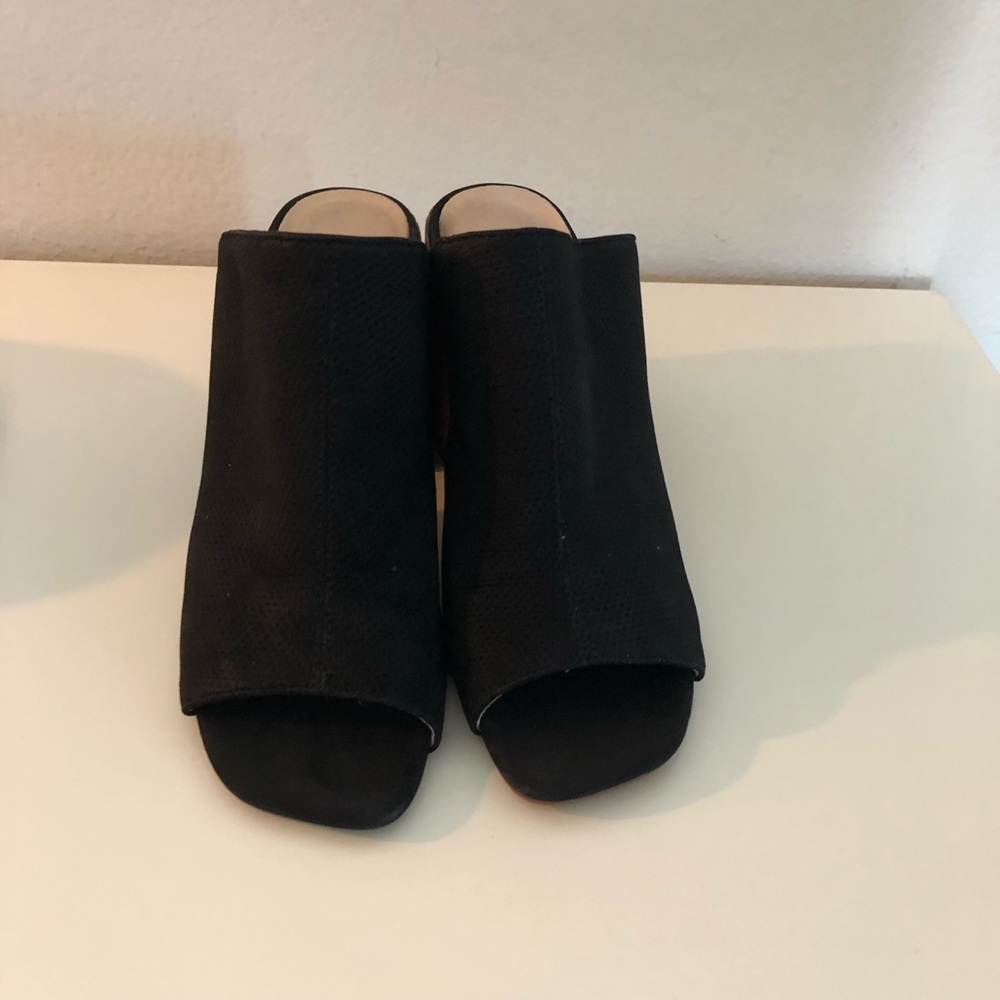 Kenneth Cole Slides - Picture 2 of 6